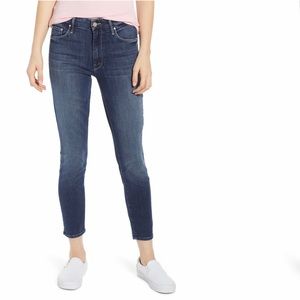 MOTHER Looker Crop Jeans Peppermint Kisses